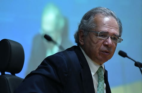 Guedes diz que antecipação do 13º vai injetar R$ 56 bilhões na economia