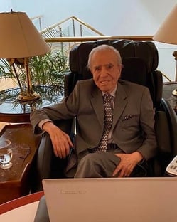 Morre Carlos Menem