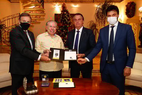 Bolsonaro visita Silvio Santos em SP