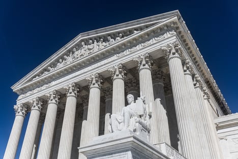 Suprema Corte dos EUA proíbe Califórnia de vetar cultos em casa