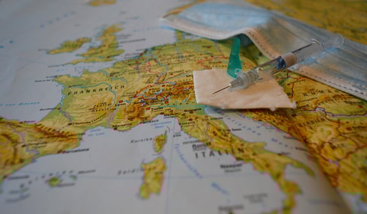 Alemanha, França, Itália e outros países da UE retomam uso da vacina da AstraZeneca