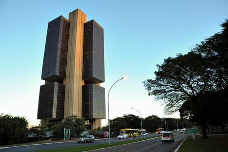 Mercado prevê alta de juros nesta semana