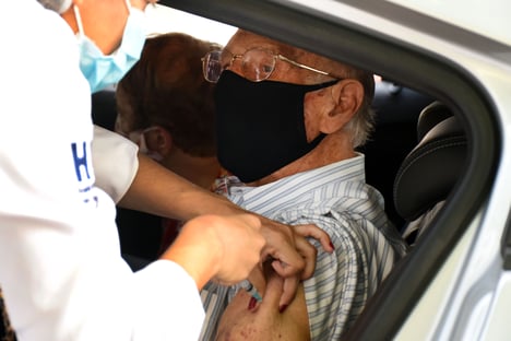 Lewandowski derruba vacinação de policiais e professores antes de idosos no RJ