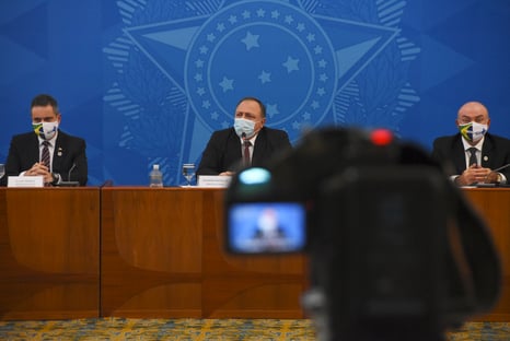 Onyx visita Pazuello e CPI da Covid vai pedir esclarecimentos ao general