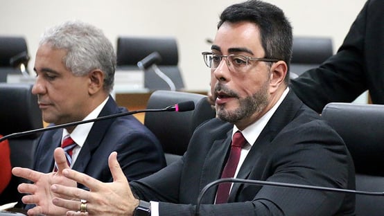 A tese esdrúxula da OAB para tirar E$quema S de Bretas