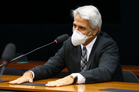 “Decisão de Barroso é corretíssima”, diz líder da oposição na Câmara