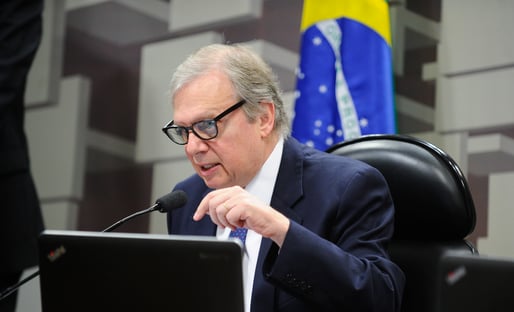 “Usar a CPI como arma eleitoral é até falta de caráter”, diz Tasso