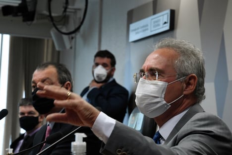 Mesmo com tréplicas, Senado vai manter depoimentos de Mandetta e Teich, diz Renan