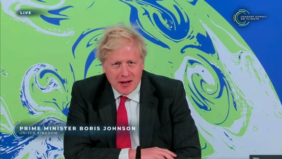 Boris Johnson agradece a Biden por devolver EUA à 1ª fileira do clima