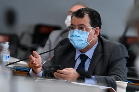 Eduardo Braga: “Enfrenta-se bandido com repressão organizada e inteligência”