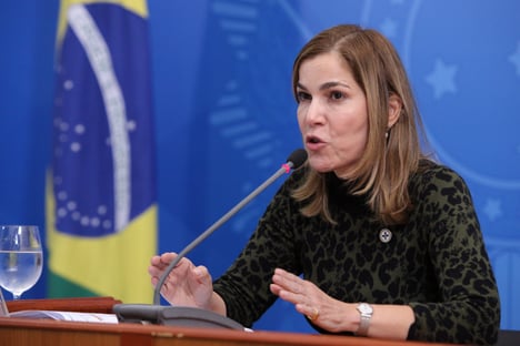 Queiroga mantém no cargo assessora que defende cloroquina