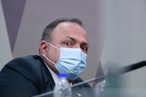 Advogado de Pazuello vai ao STF contra quebra de sigilo