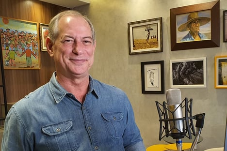 Vou para cima de Lula, maior corruptor da história brasileira, diz Ciro Gomes