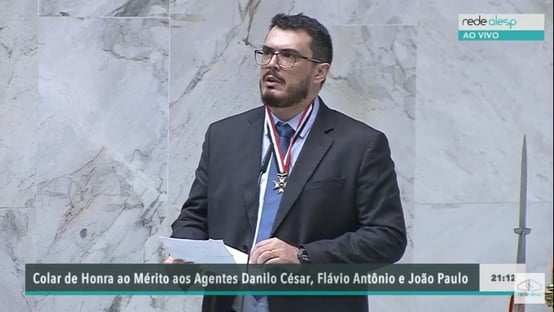 Agente da PF próximo a Bolsonaro esteve em reunião com a Pfizer