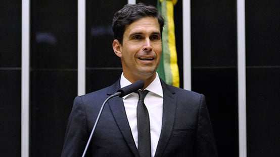 Tudo isso está favorecendo muito o Bolsonaro