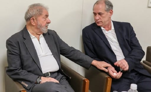 Ataques de Ciro a Lula não agradam presidente do PDT: “Mas é a cabeça dele”