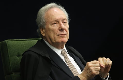Lewandowski libera mensagens roubadas para CGU investigar delegada da Lava Jato