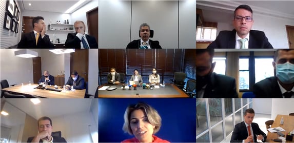 “Não sei quem era a pessoa”, diz Manuela sobre contatos com Delgatti