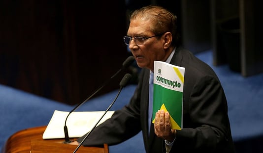 Jader Barbalho diz que Abin não pode servir a grupos e interesses