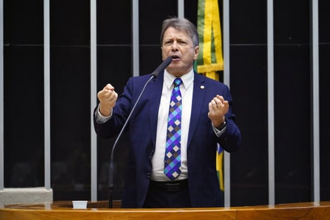 Bibo Nunes diz não ter “nada a ver” com ofício sobre kit Covid