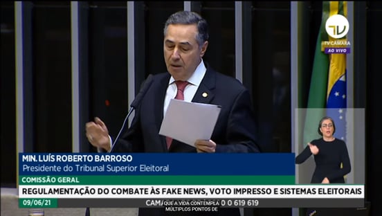 “Não queremos passar de censura estatal para censura privada”, diz Barroso, sobre fake news