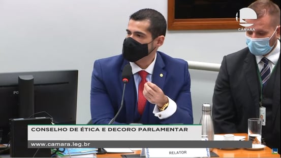 Deputado diz a Flordelis que ela é exemplo de estelionato eleitoral