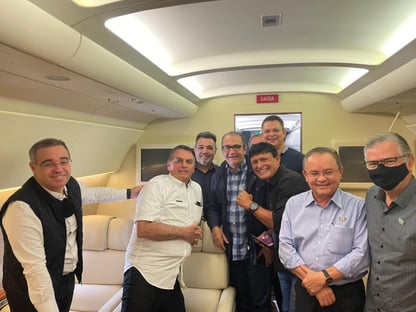 André Mendonça no bonde dos sem-máscara no Pará