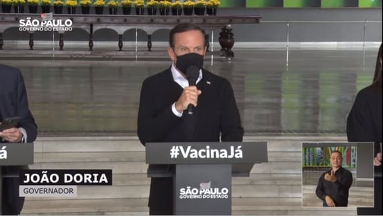 Doria confirma vacinação de professores menores de 45 anos a partir de sexta