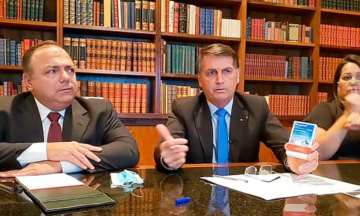 Bolsonaro “consegue transformar tudo aquilo que é errado em certo”, diz deputado