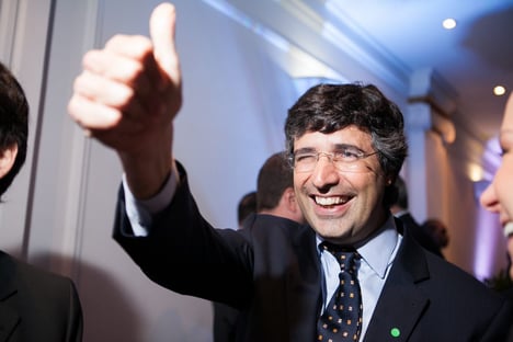 em-ato-falho-guedes-anuncia-andre-esteves-como-secretario