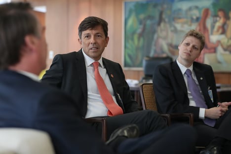 van-hattem-rebate-amoedo-vai-votar-no-pt