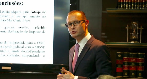 governador-afastado-de-alagoas-contrata-advogado-de-lula