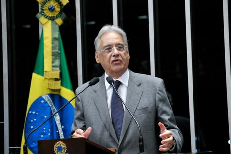 fhc-e-internado-apos-fratura-no-femur