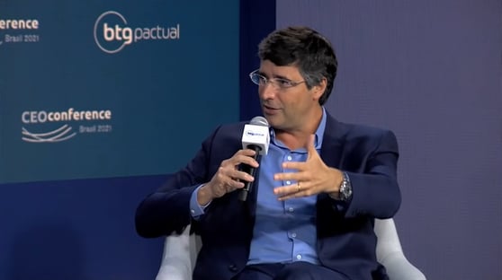 Arcabouço impede Brasil de virar Argentina, diz André Esteves