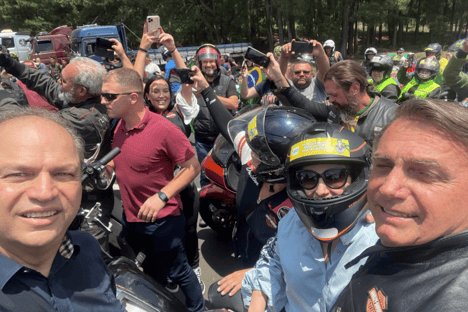 bolsonaro-participa-de-motociata-com-ricardo-barros