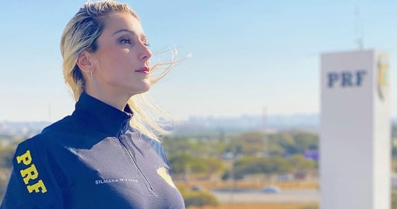 ex-loira-do-tchan-assume-cargo-de-confianca-na-prf-e-rebate-criticas