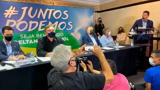 nossa-turma-nao-e-a-do-mensalao-do-petrolao-e-da-rachadinha-diz-moro-em-filiacao-de-deltan