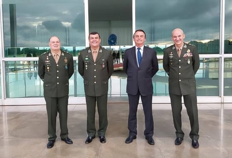 tcu-investiga-compra-de-proteses-penianas-pelo-exercito