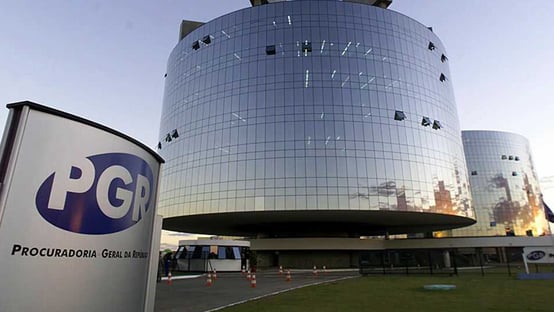 Lavadores de carro e carregadores de móveis custam R$ 878 mil por ano à PGR