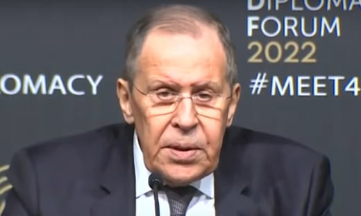 chanceler-russo-tenta-explicar-bombardeio-a-maternidade-esta-sendo-manipulado