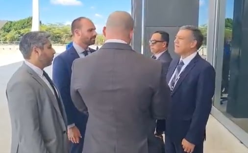 silveira-e-eduardo-sao-barrados-em-julgamento-no-stf