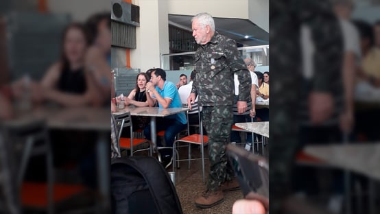 alexandre-garcia-vai-de-farda-a-restaurante-de-brasilia