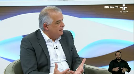 Governo quer passagens aéreas de R$ 200 para aposentados