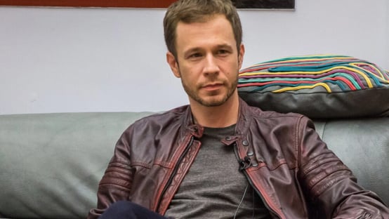 tiago-leifert-contra-a-policia-dos-costumes