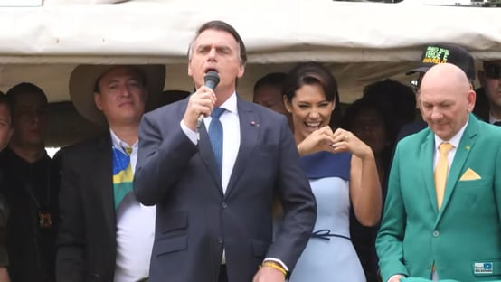 podemos-ate-comparar-as-primeiras-damas-diz-bolsonaro-sobre-michelle-e-janja