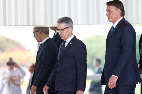 zema-sobre-bolsonaro-nunca-vi-uma-fala-fazer-um-pais-democratico-deixar-de-se-lo