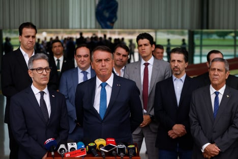 bolsonaro-monta-sua-propria-frente-ampla-pela-democracia