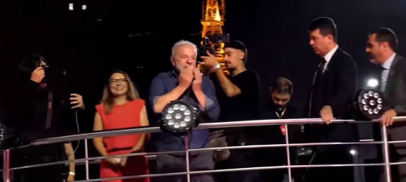 lula-vai-a-festa-da-vitoria-na-paulista