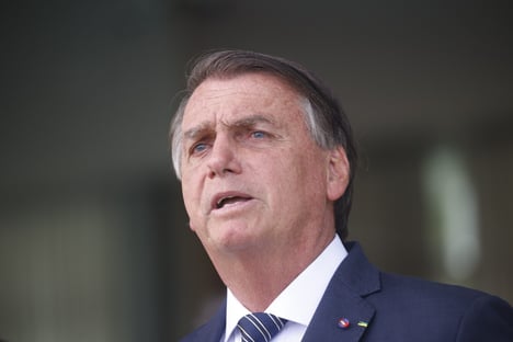 bolsonaro-comenta-fala-sobre-canibalismo-sofro-muito-por-essa-espontaneidade