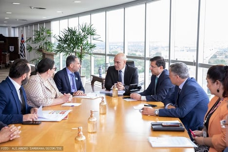 empresarios-teriam-financiado-atos-antidemocratidos-dizem-procuradores-ao-tse